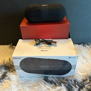 002 TC: POP Portable Witeless Speaker